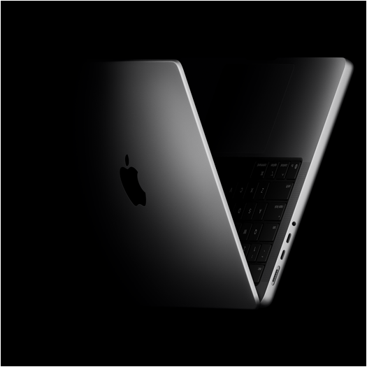 MacBook Pro posicionada en forma de V, en alusión al chip M5