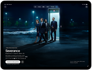 iPad Air, parte frontal, la pantalla muestra Severance en la app Apple TV